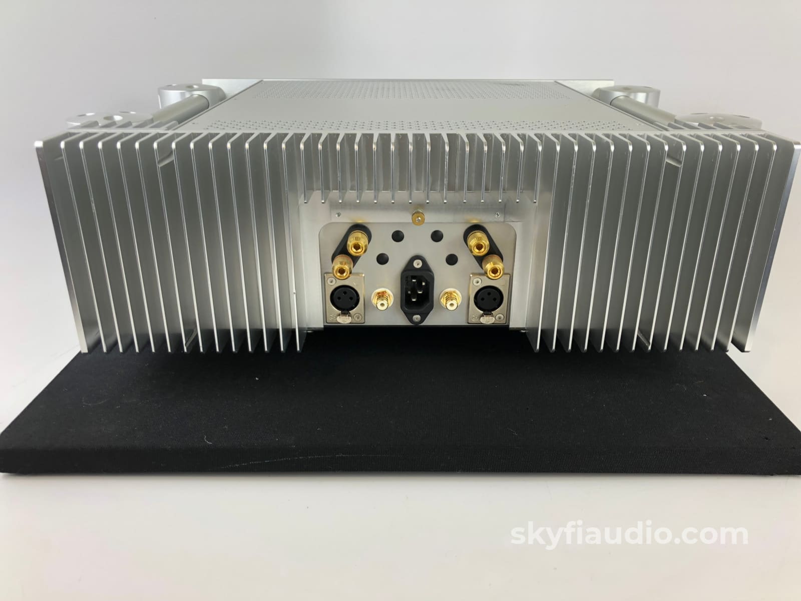 Chord Spm-1050 Solid State 200W Amplifier
