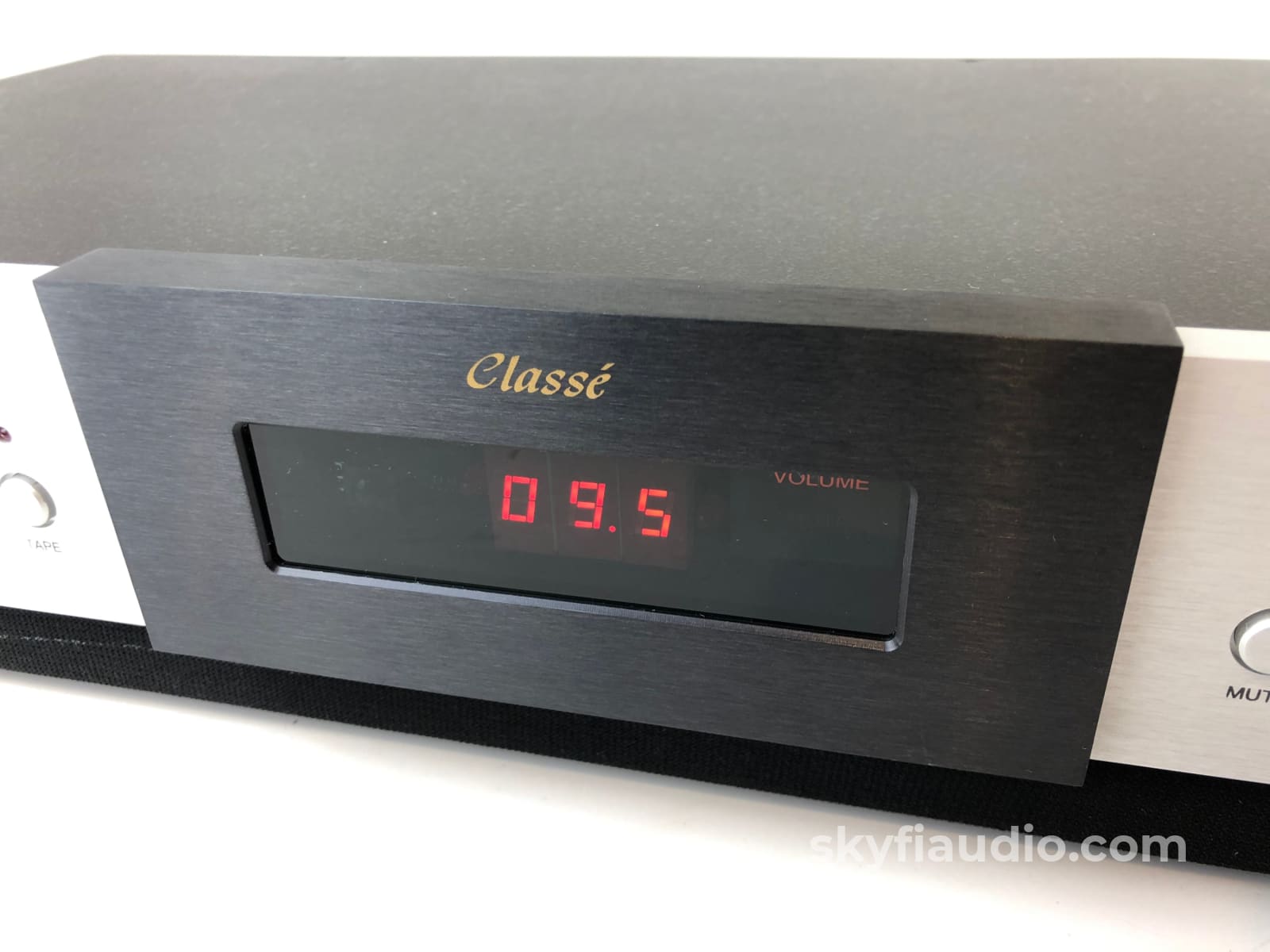 Classe Cp-35 Solid State Preamp - Complete With Box Manual And Remote Preamplifier