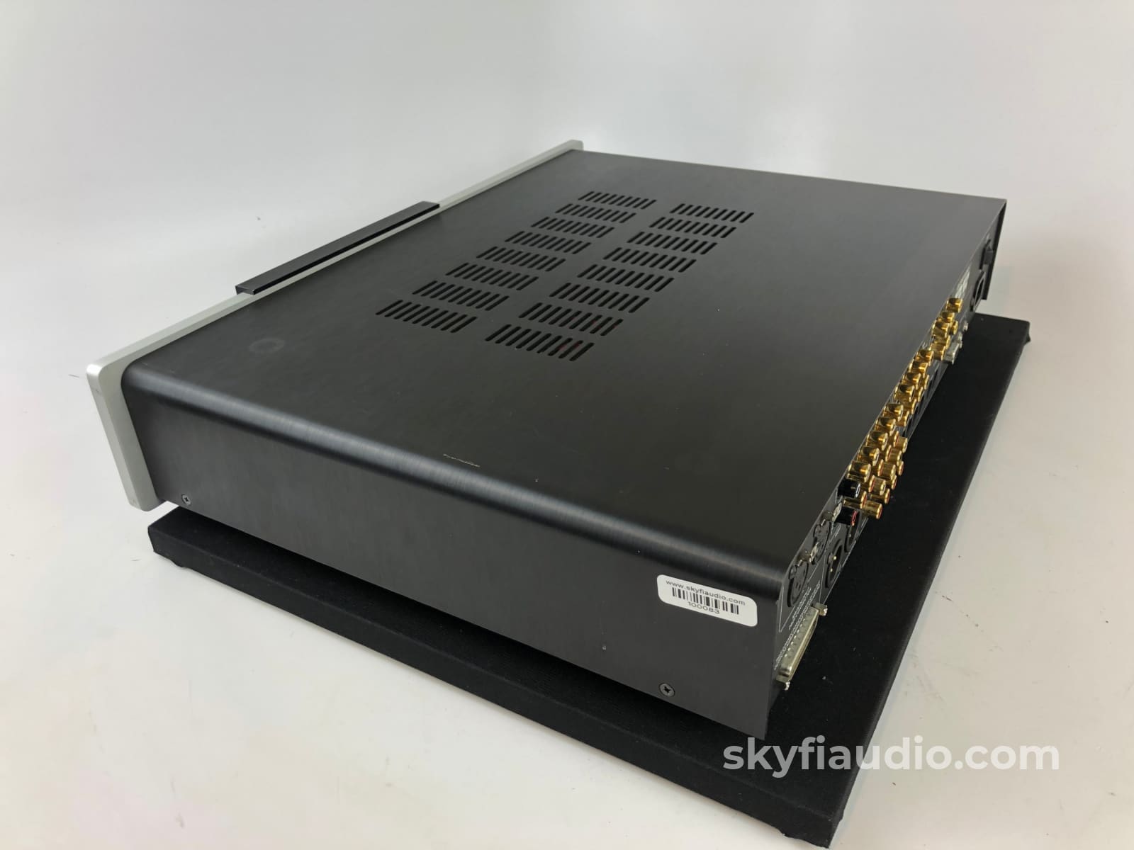 Classe Ssp-25 Surround Processor - Audio Preamp With Remote Preamplifier