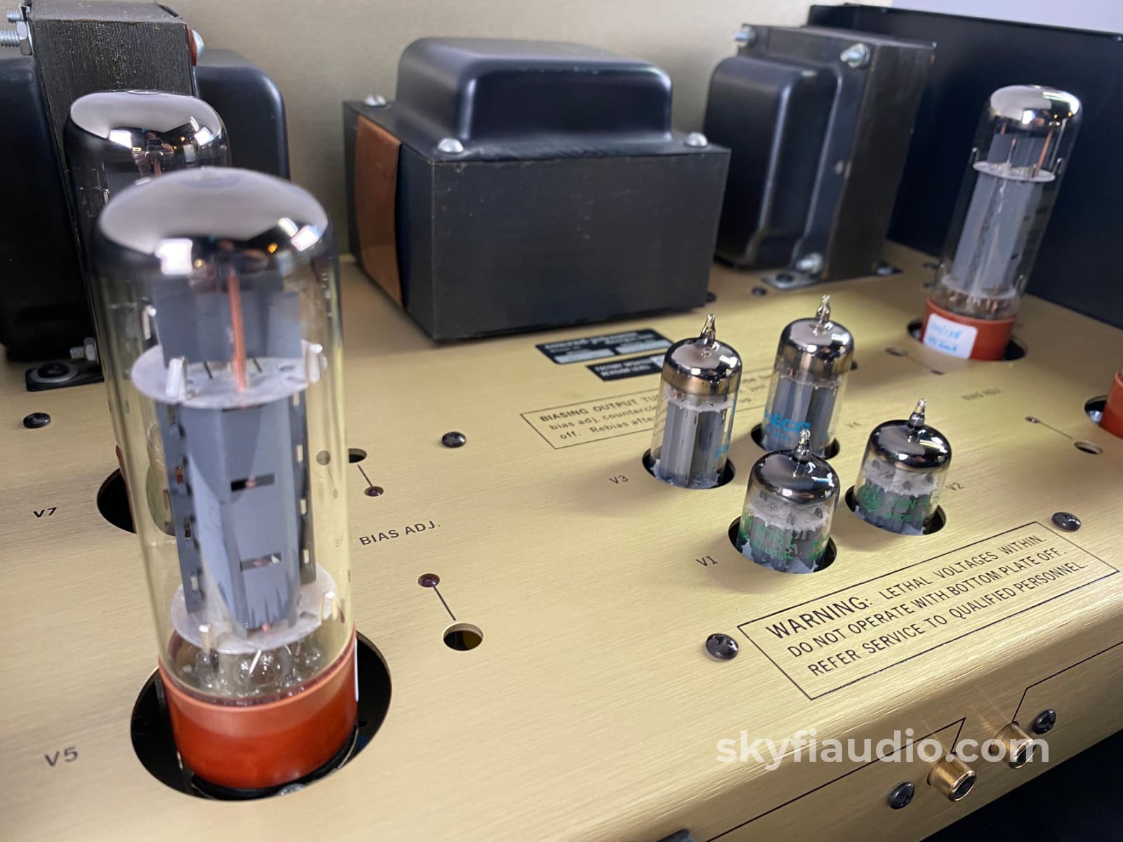 Conrad Johnson Mv52 Tube Amplifier - Factory Upgraded