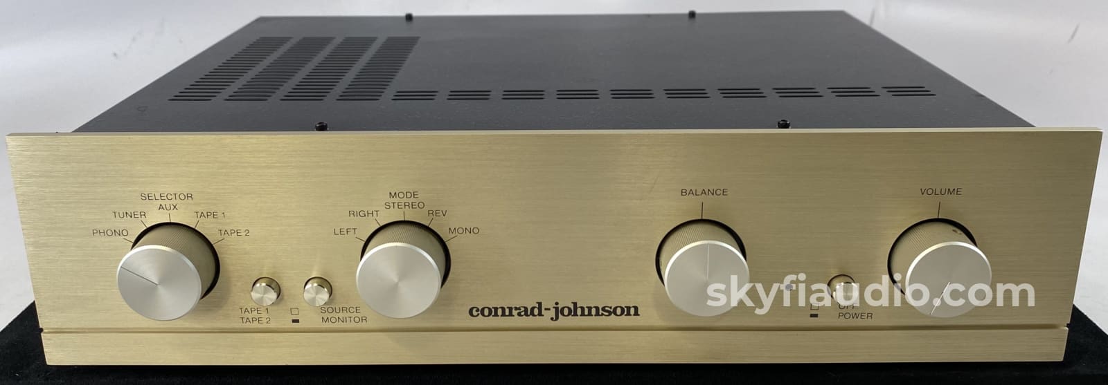 Conrad Johnson PV5 All-Tube Preamplifier with Phono