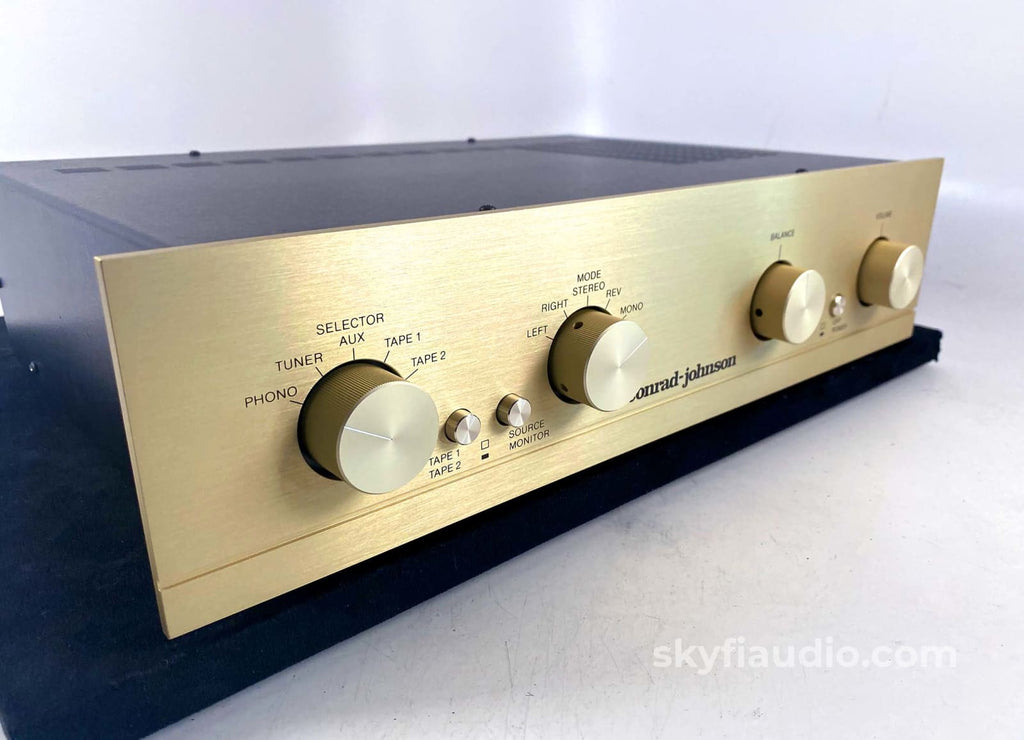 Conrad Johnson PV5 All-Tube Preamplifier with Phono - Serviced