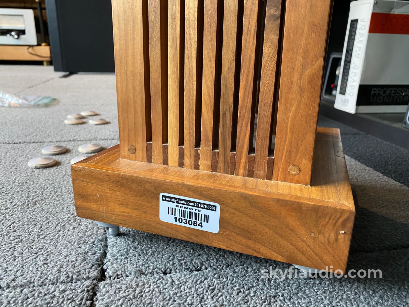 Core Audio Hardwood Speaker Stands Very Rare Accessory