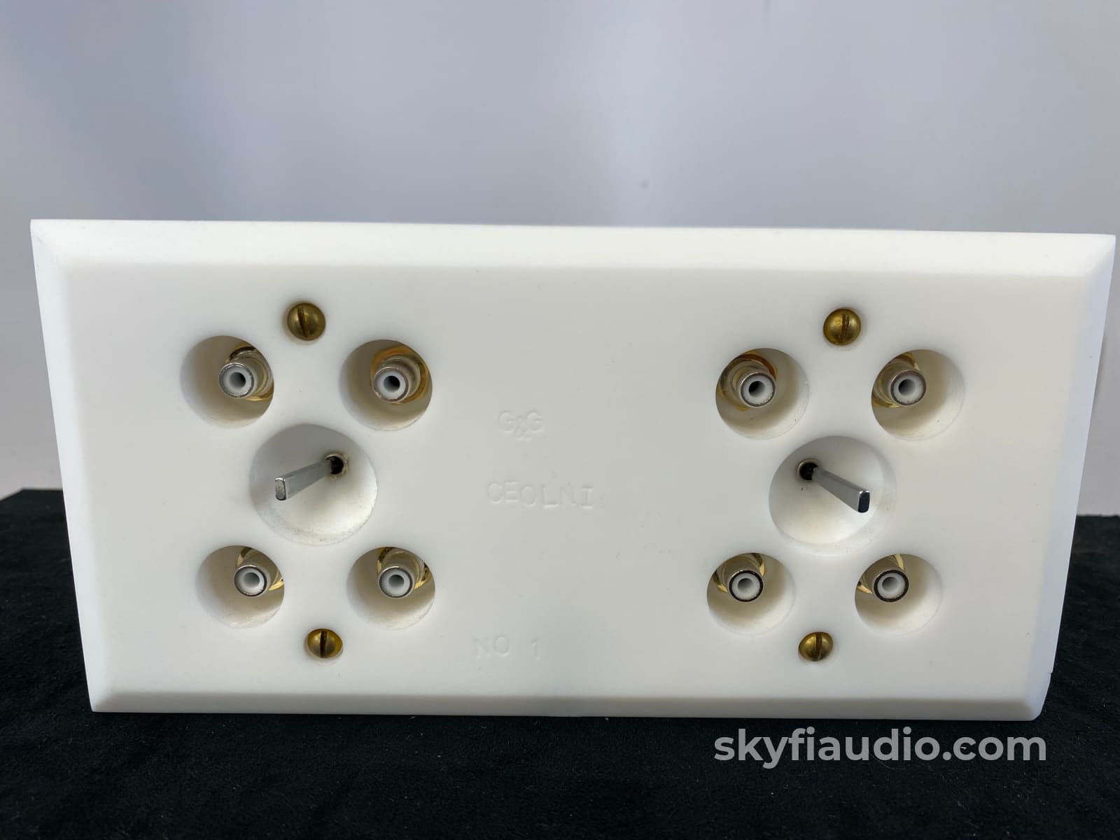 Custom Alps Passive Preamp - A For Purists Preamplifier