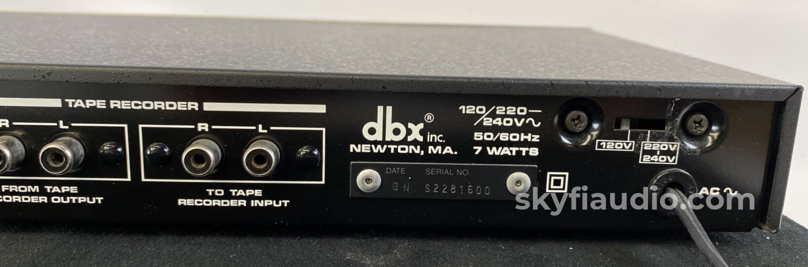 Dbx 228 Dynamic Range Expander/Tape Noise Reduction System Accessory