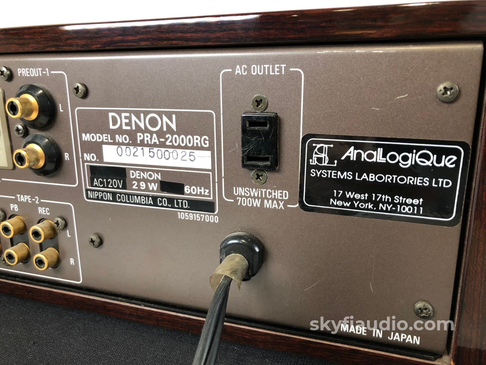 Denon Pra-2000Rg - Reference Gold Limited Edition Preamp With Phono Rare Preamplifier