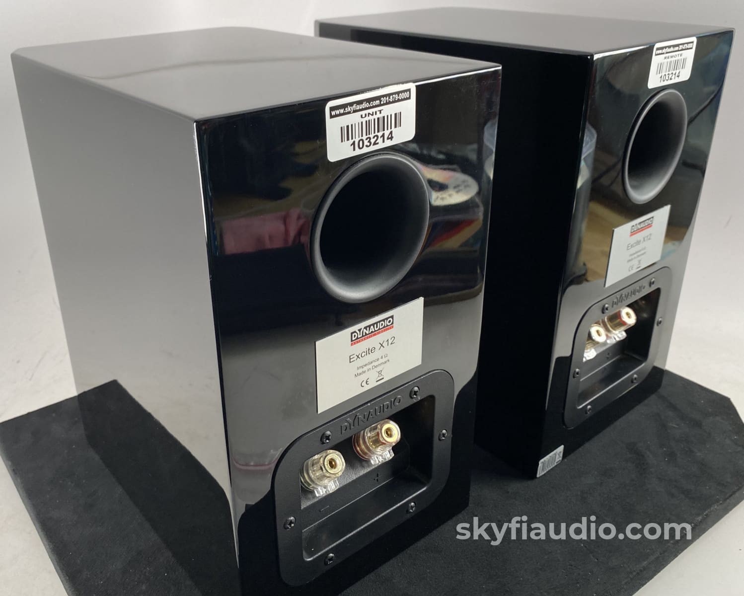 Dynaudio Excite X12 Speakers With Boxes