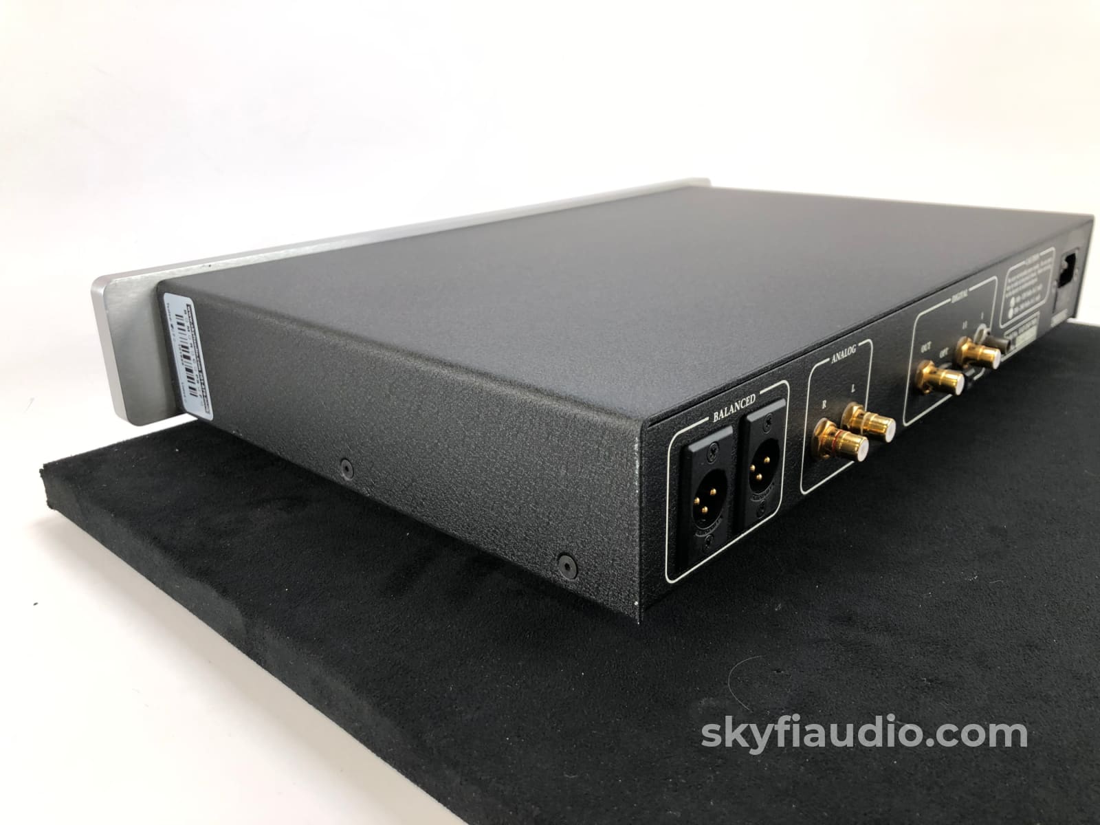 EAD (Enlightened Audio Designs) DSP-7000 Series III DAC