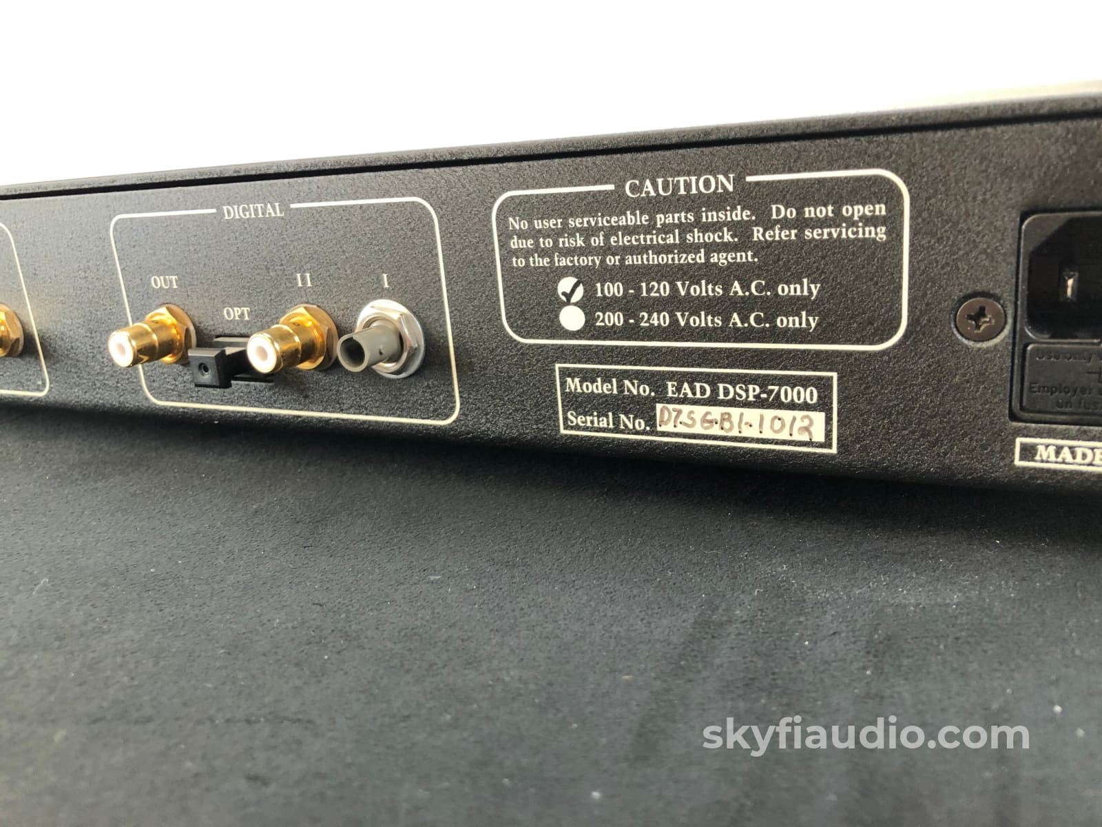 EAD (Enlightened Audio Designs) DSP-7000 Series III DAC