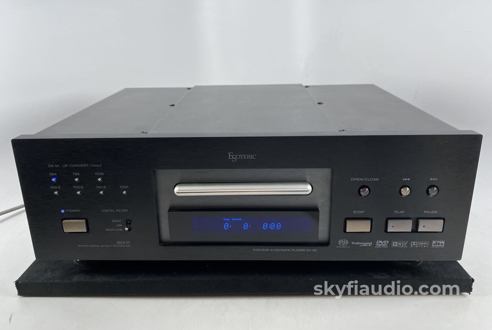 Esoteric DV-50 - SACD and CD Player In Rare Black Finish