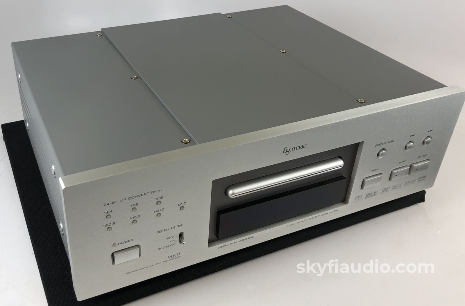 Esoteric DV-50s SACD/CD Player with Remote