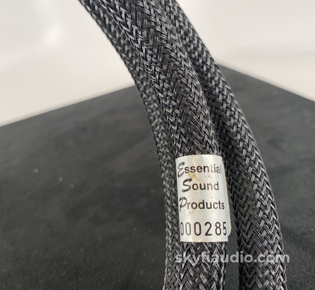 Esp (Essential Sound Products) The Essence Power Cable - 2M Cables