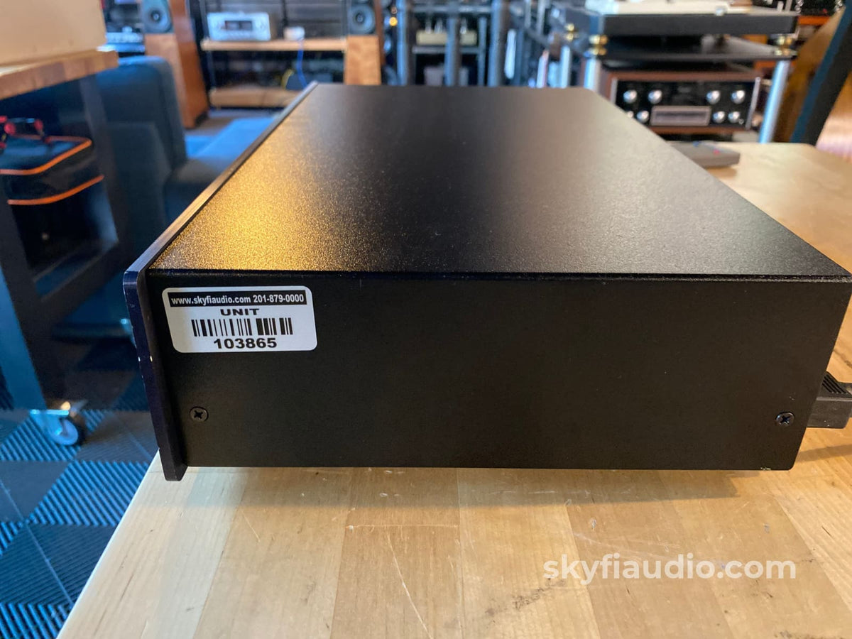 Fanfare FT-1A FM Tuner - Stereophile Class A Rated Component