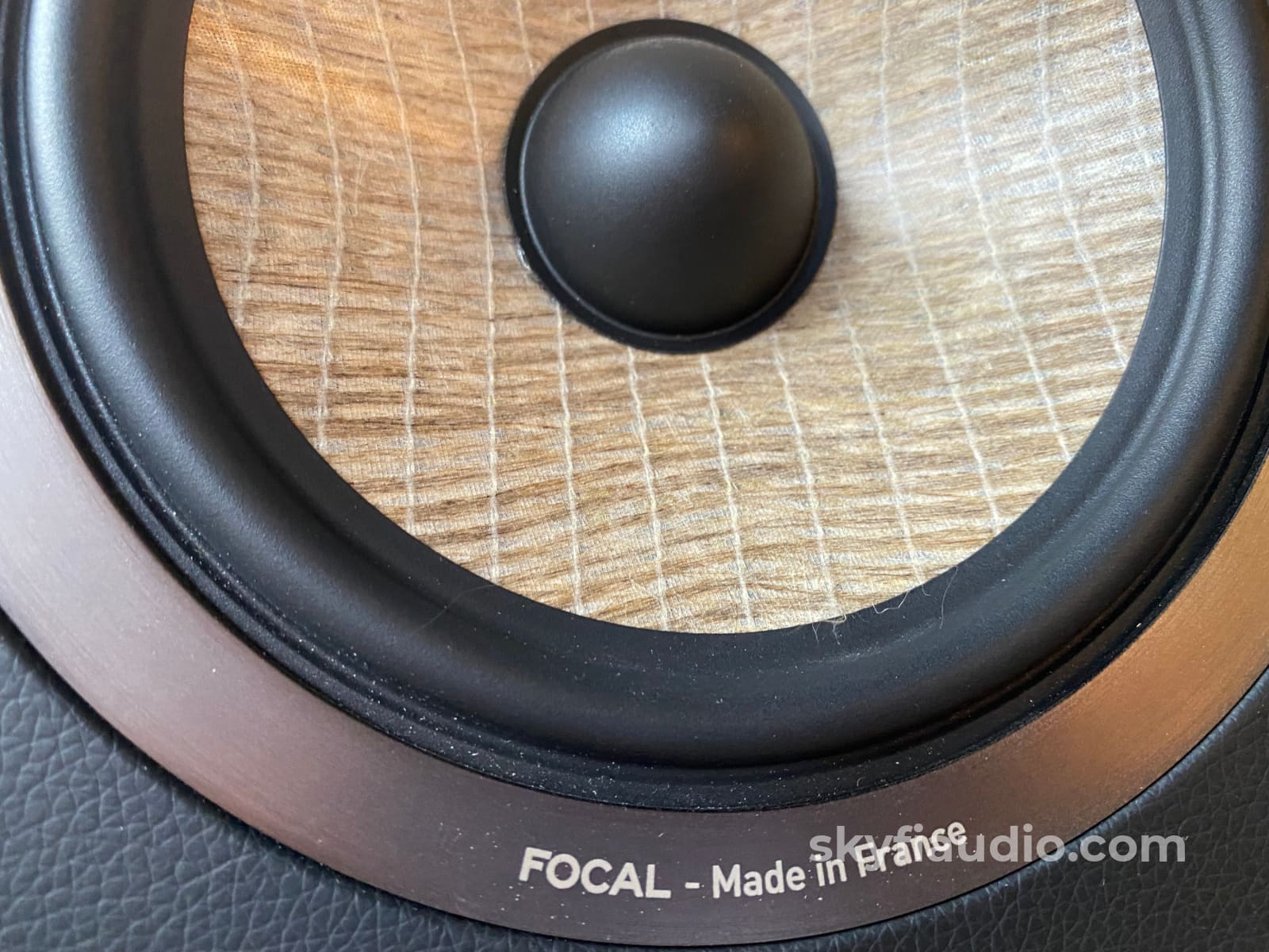 Focal Aria 948 Gloss Black Speakers - Impressive Bass Response