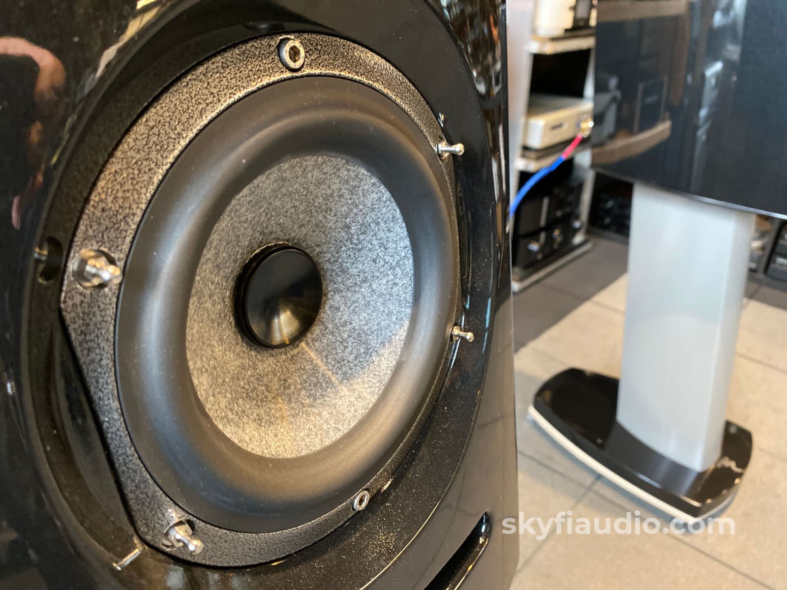 Focal Diablo Utopia Iii Speakers - As New And Complete With Stands