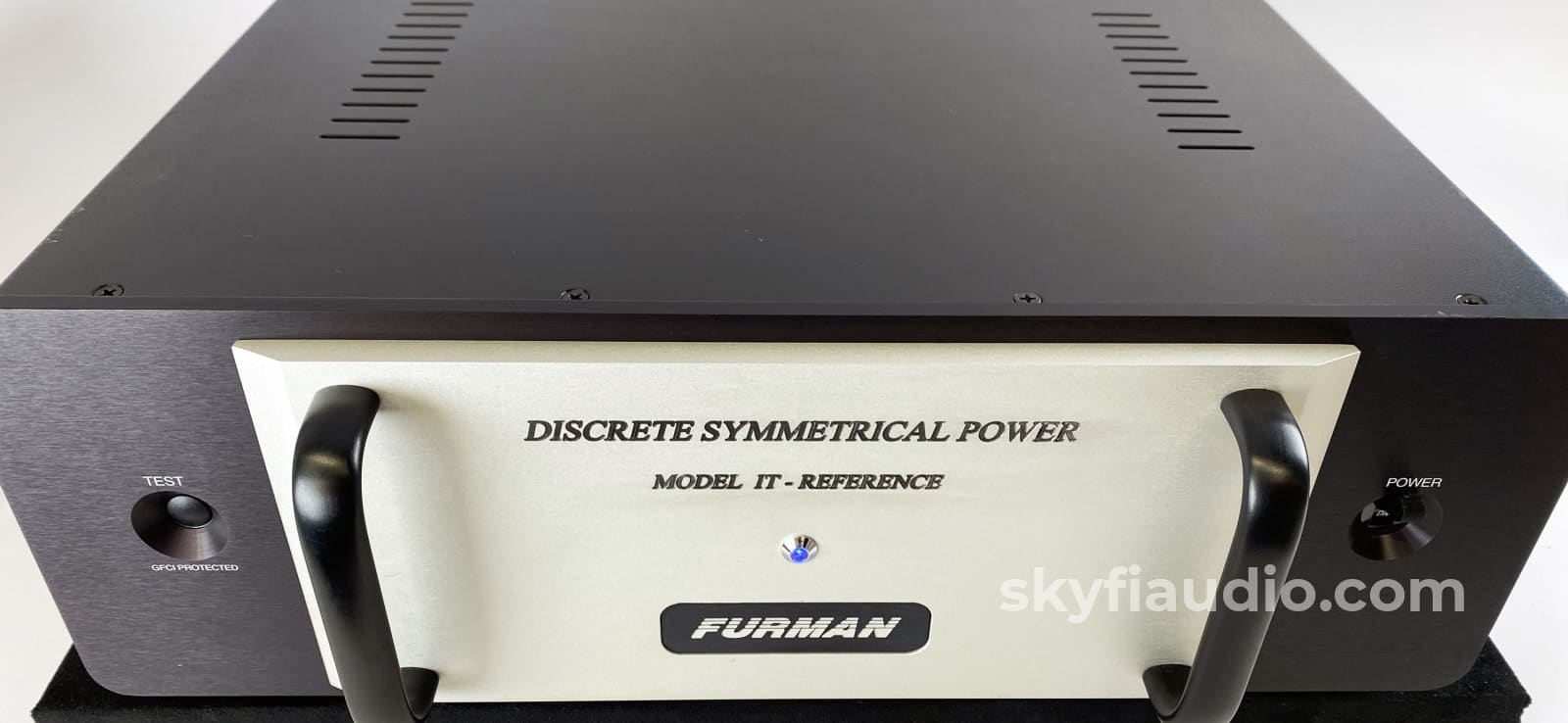 Furman It-Reference Discrete Symmetrical Balanced Ac Line Conditioner Power