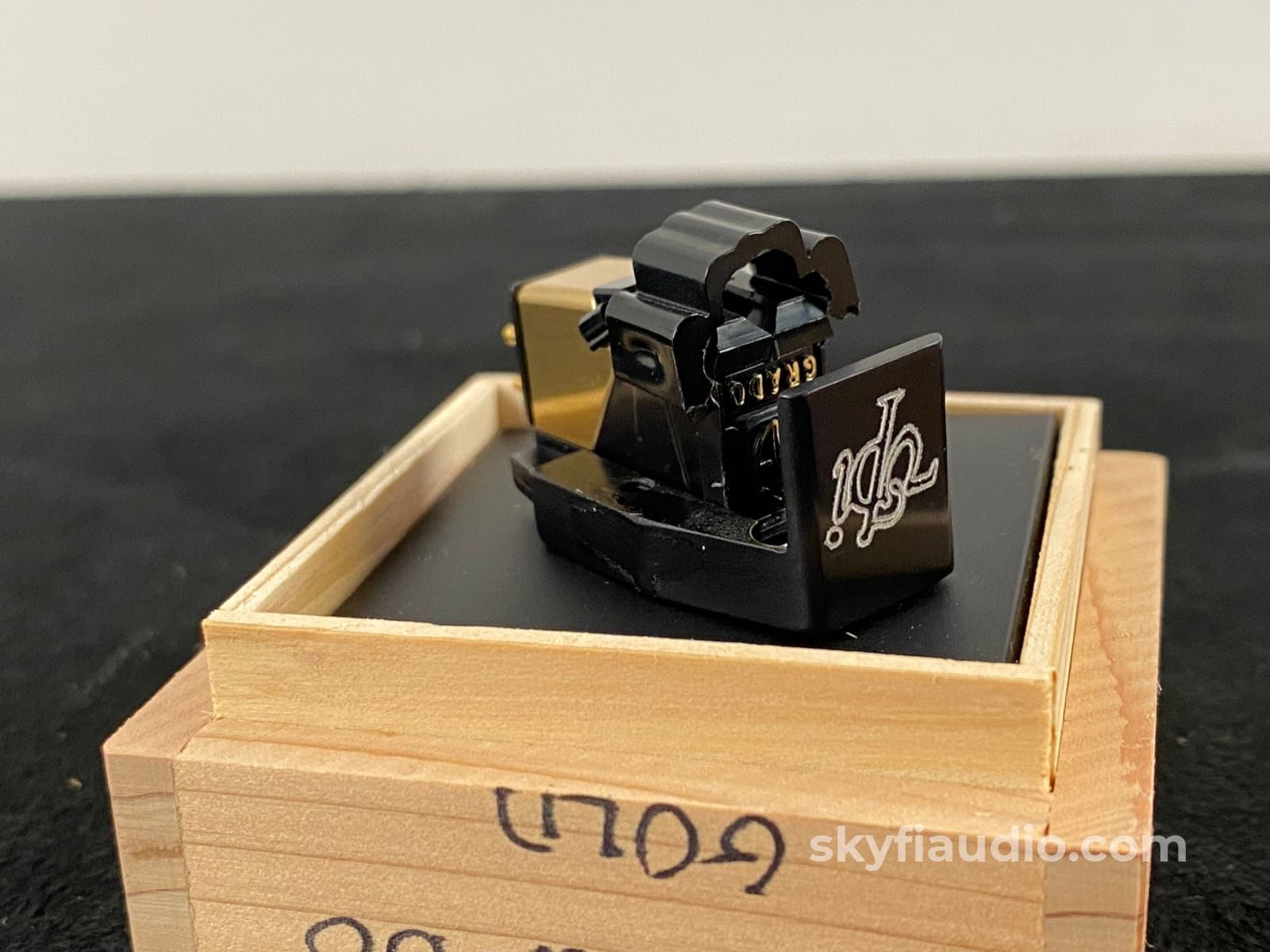 Grado Gold Phono Cartridge - Customized For Vpi Tonearms Mi (Moving-Iron)