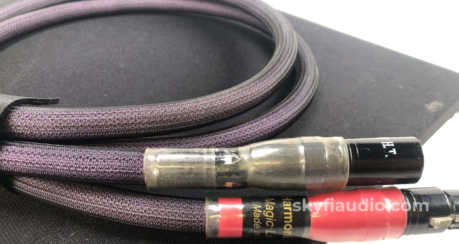 Harmonic Technology - Magic Link One Xlr Interconnects 5 Cables