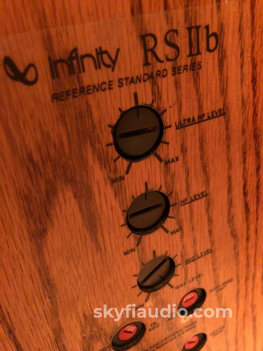 Infinity Reference Standard Rs Ii-B Vintage Ribbon Speakers With Lf Eq Near Perfect