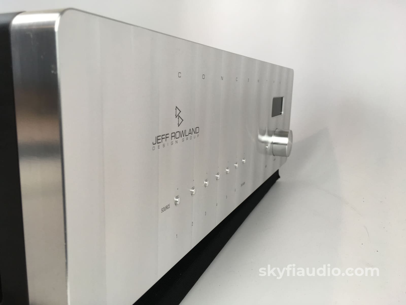 Jeff Rowland Concentra Integrated Solid State Amplifier