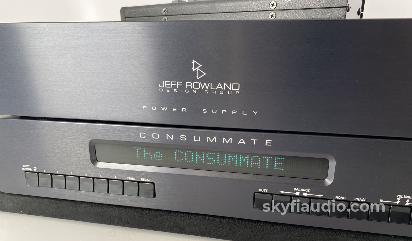 Jeff Rowland Design Group Consummate Dual Chassis Preamplifier