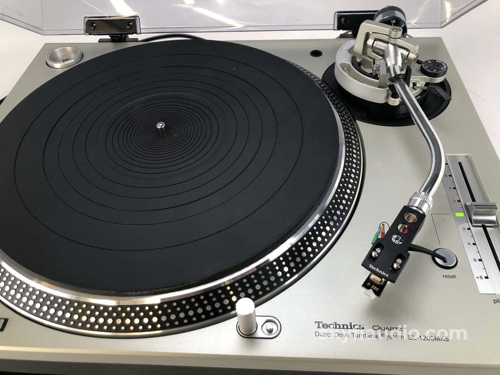 KAB Electro-Acoustics / Technics SL-1200MK5 