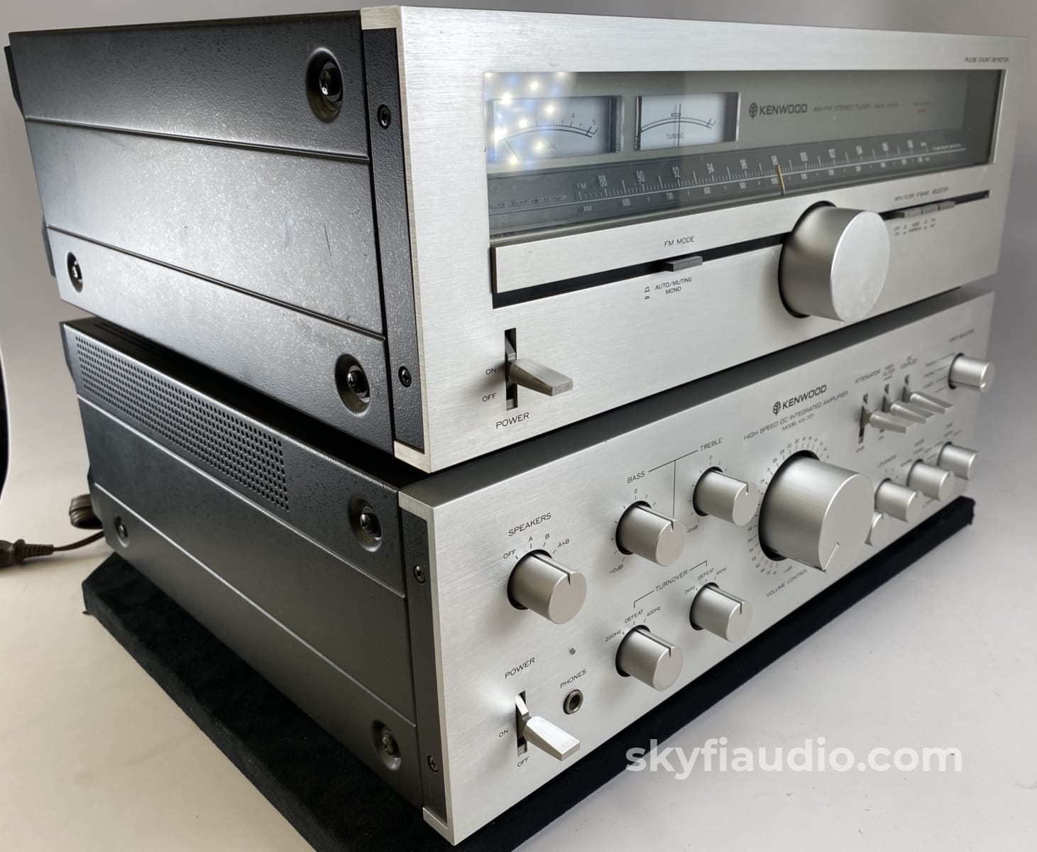 Kenwood Ka-701 And Kt-615 - Integrated Amp Tuner Set Amplifier