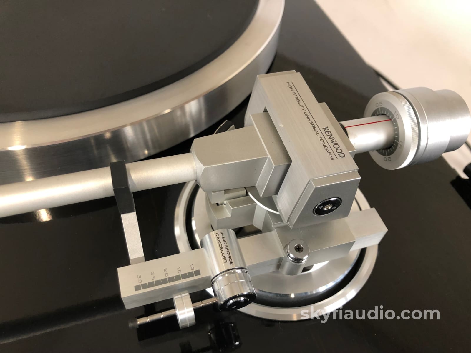 Kenwood KP-990 Turntable with New Sumiko Songbird Cartridge