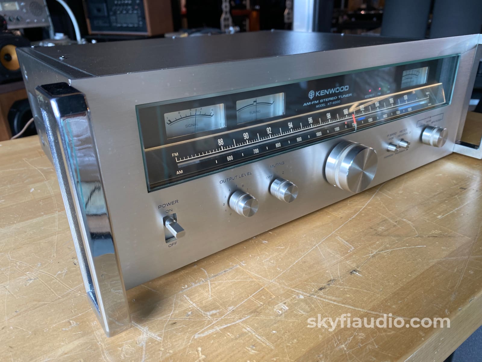 Kenwood KT-8300 AM/FM Tuner w/Rare Rack Kit - Professionally Aligned