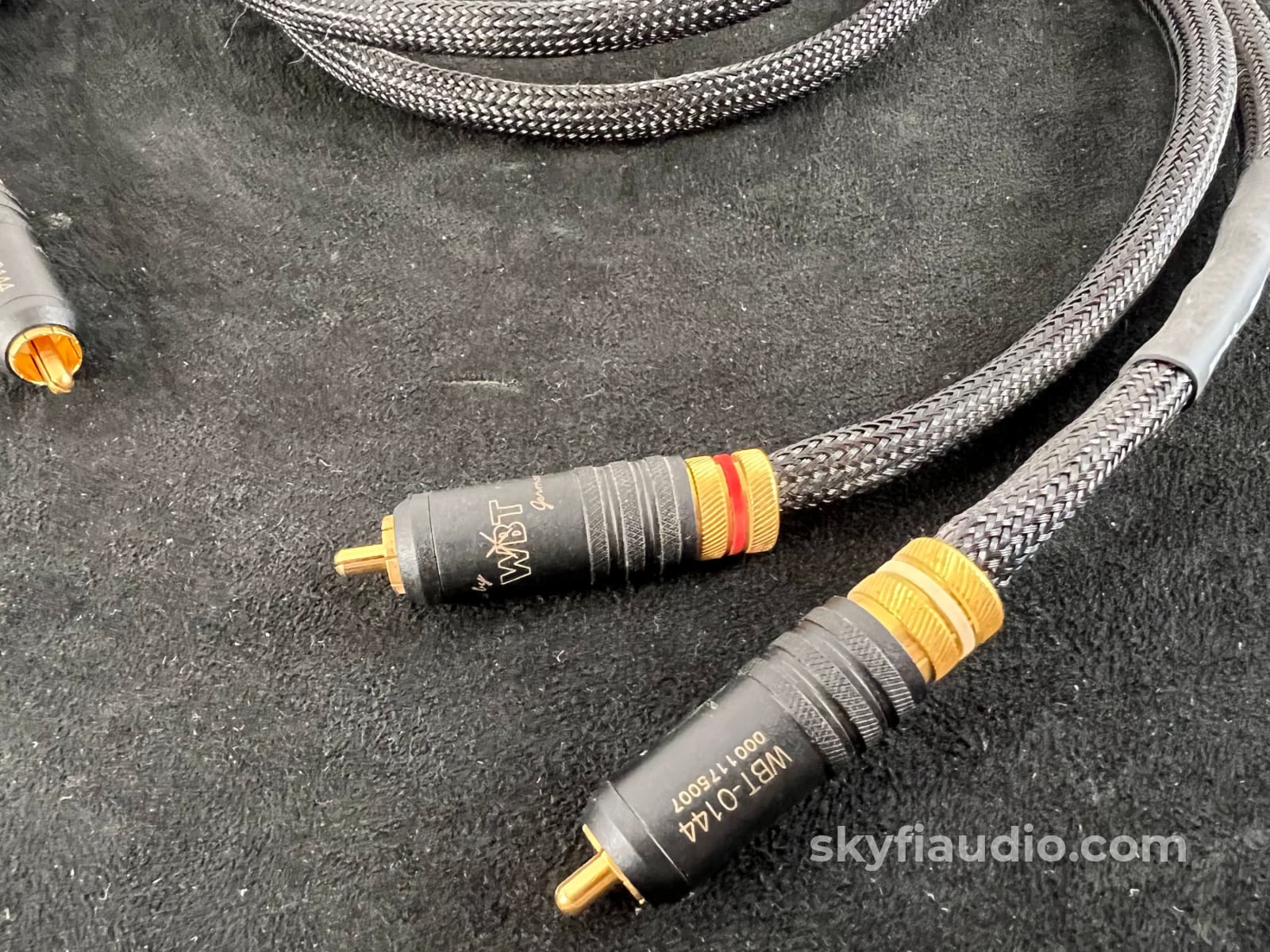 Kimber Kable Hero Rca Interconnects (Pair) With German-Made Wbt Connectors - 1 Meter Cables