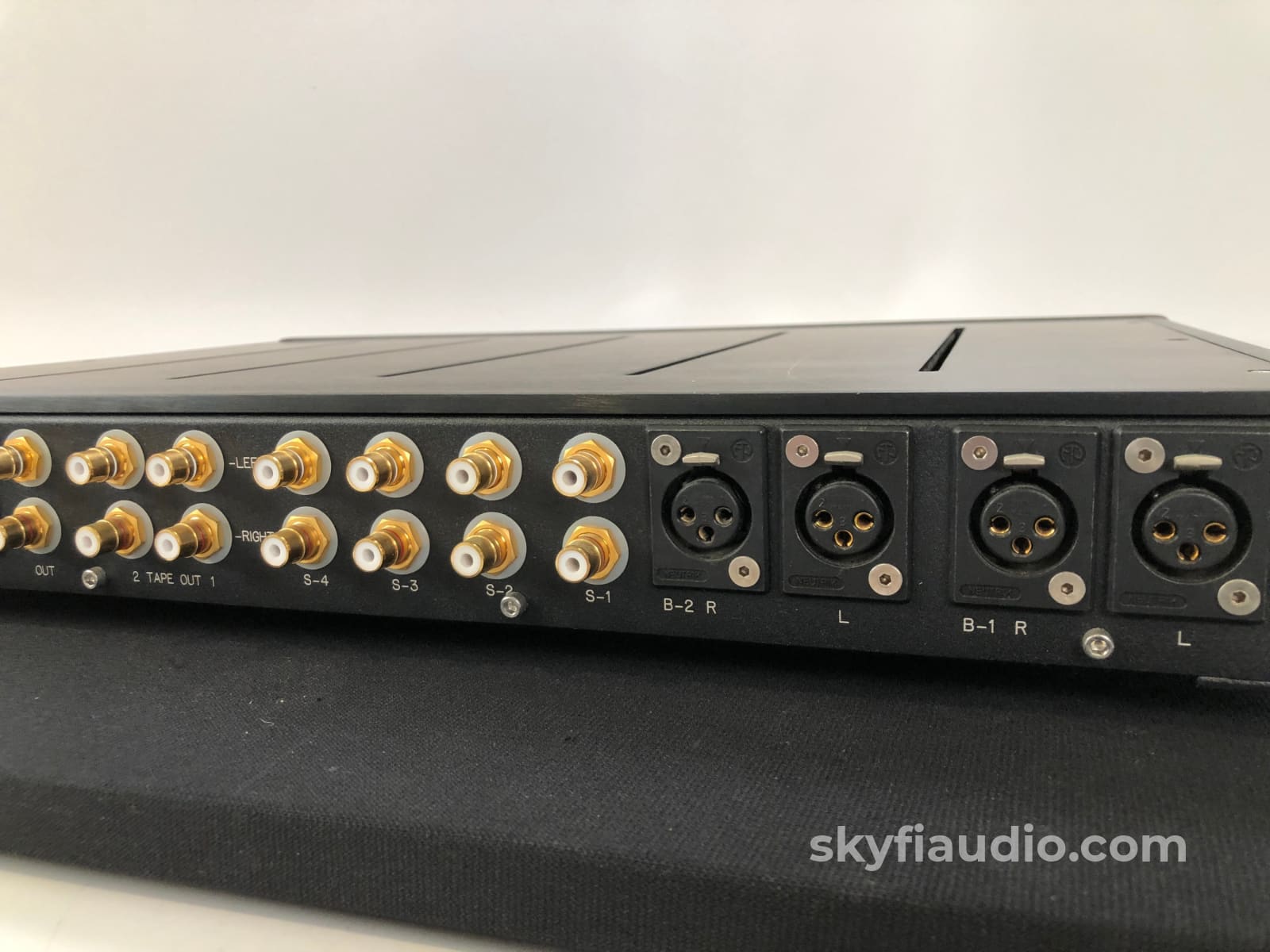 Krell Kbl Analog Solid State Preamp W/External Power Supply - Stereophile Class A Preamplifier