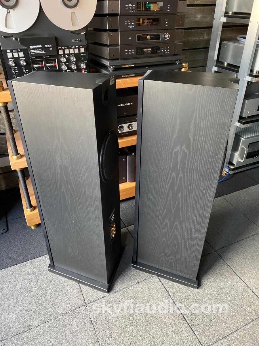 Linn Av 5140 Full-Range Floorstanding Speakers - Made In The Uk