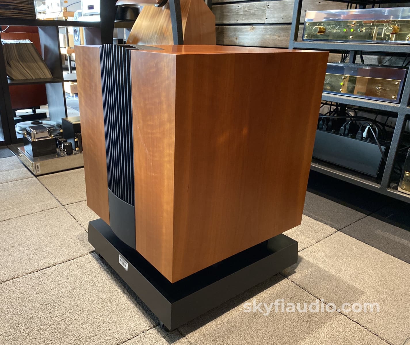 Linn AV 5150 Active Isobarik Subwoofer - Cherry Finish