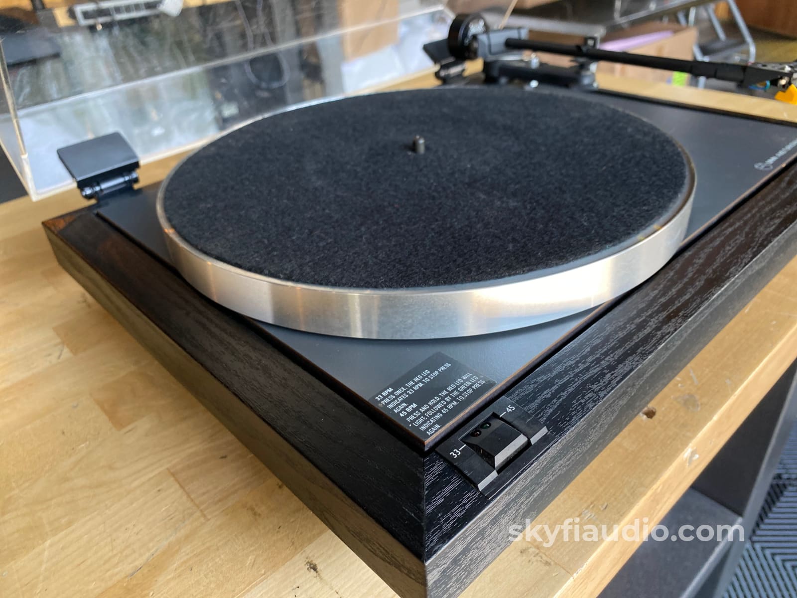 Linn Axis Turntable with Audio-Technica Cartridge - Serviced