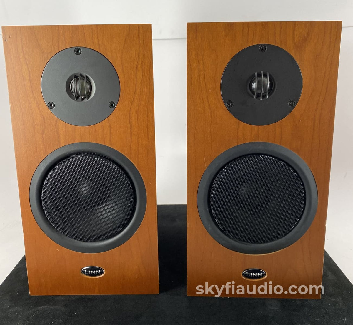 Linn Katan Bookshelf Speaker Made In The UK