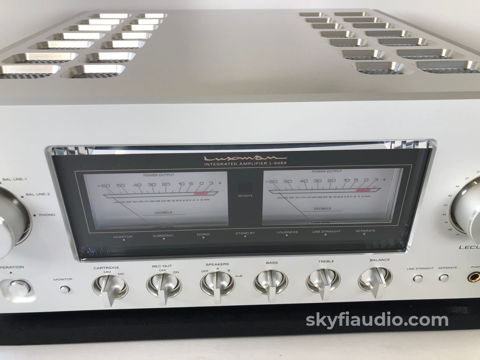 Luxman L-509X Integrated Amplifier With Phono - As New