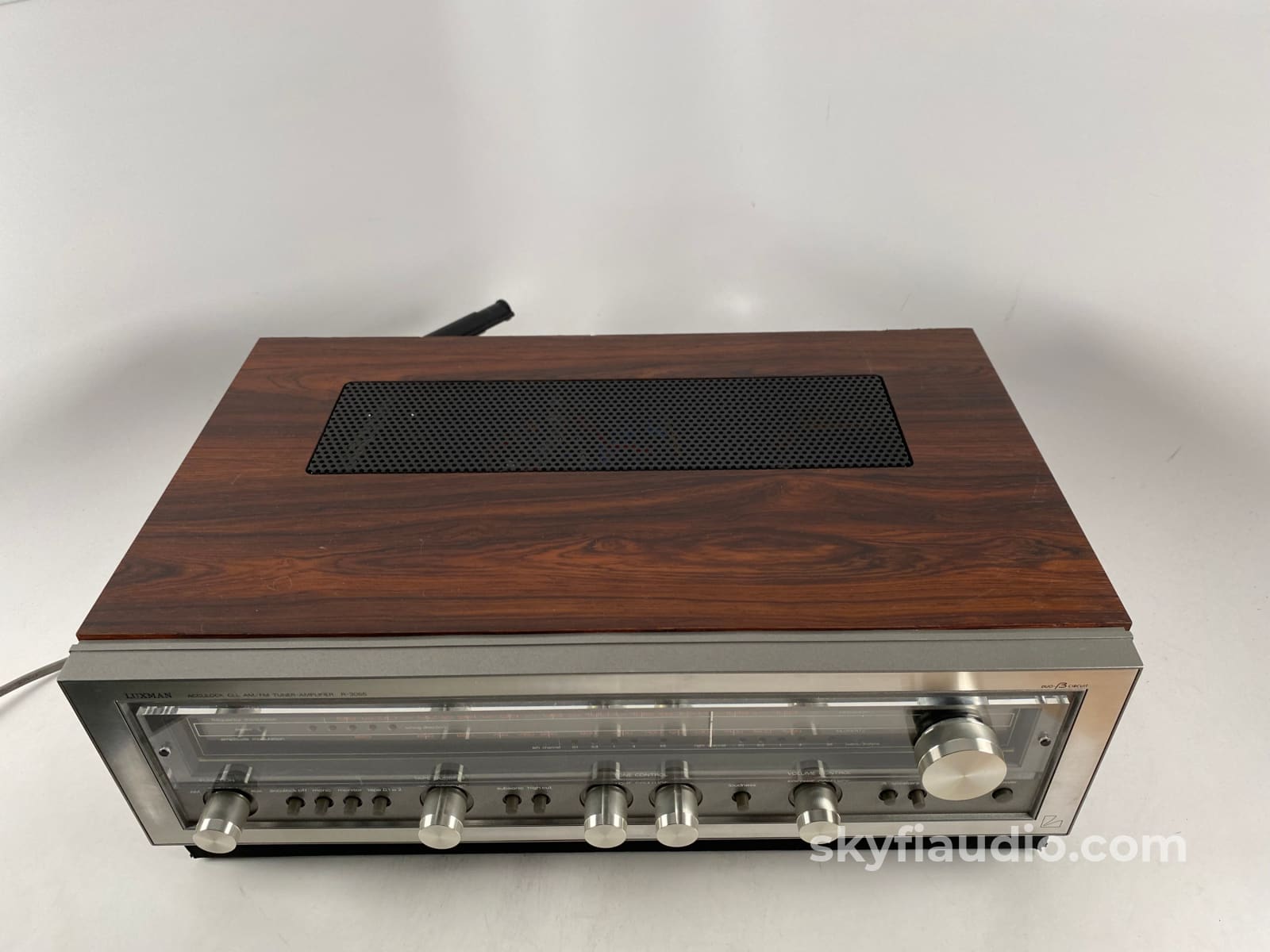 Luxman R-3055 Vintage Am/Fm Receiver Integrated Amplifier