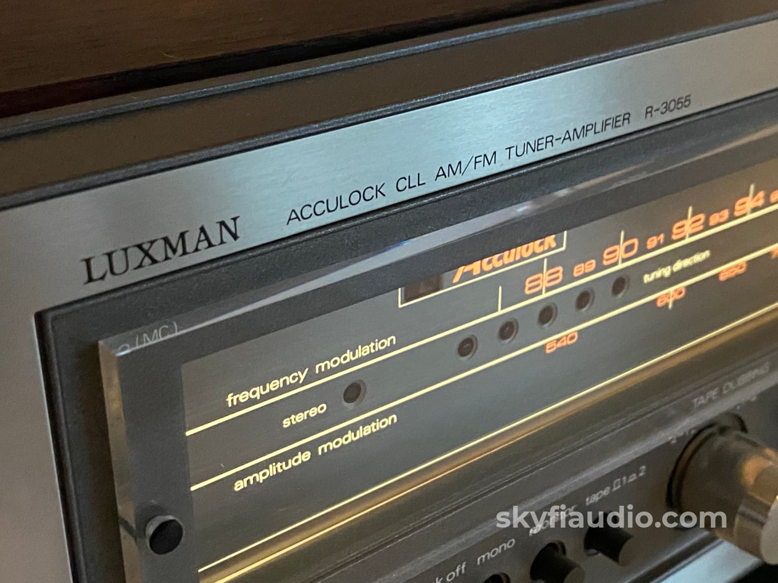 Luxman R-3055 Vintage Am/Fm Receiver Integrated Amplifier