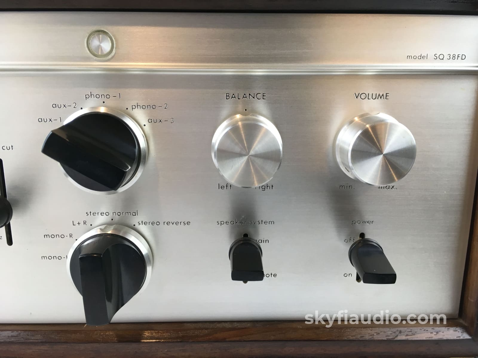 Luxman SQ-38FD Tube Integrated Amplifier 100V 240V (120V)