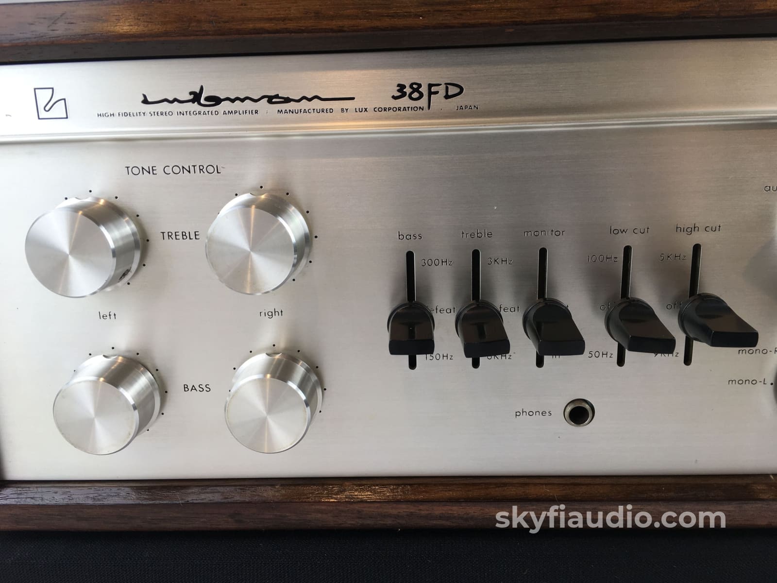 Luxman SQ-38FD Tube Integrated Amplifier 100V 240V (120V)