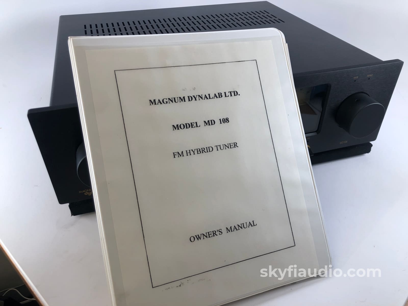 Magnum Dynalab Md-108T Fm Tuner With Magic Eye