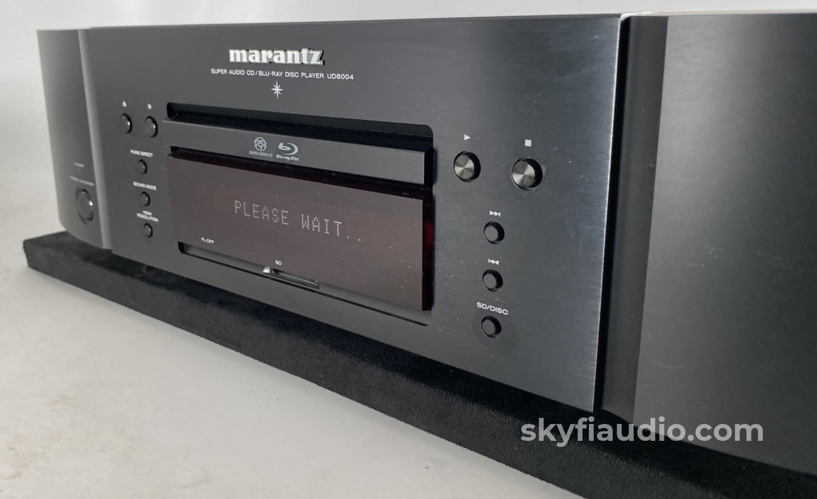Marantz UD8004 Universal SACD/CD/DVD-A/DVD/Blu-Ray Player