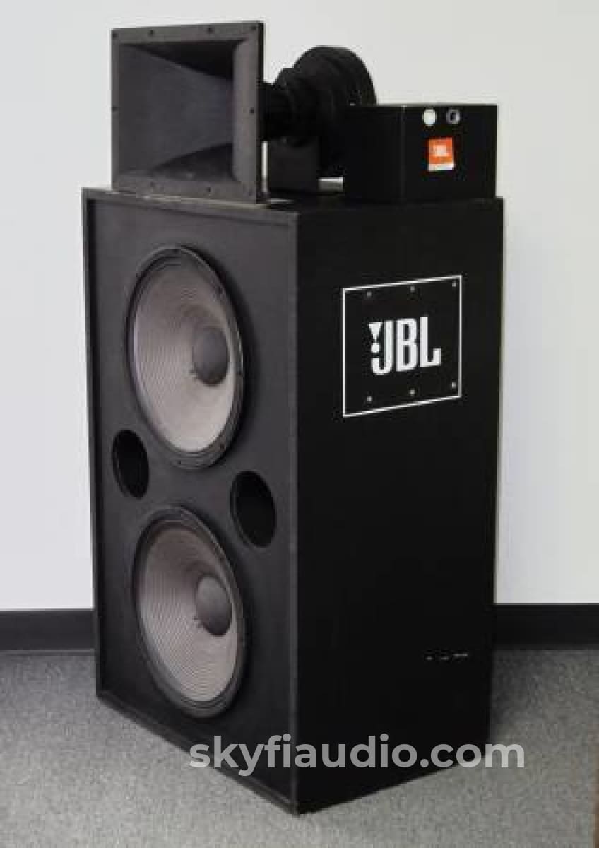 Jbl professional hot sale sound system