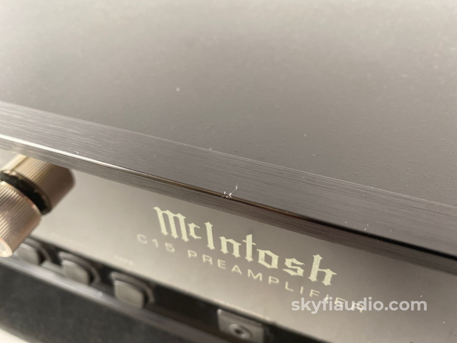 Mcintosh C15 Compact Preamplifier With Phono And Remote - Rare