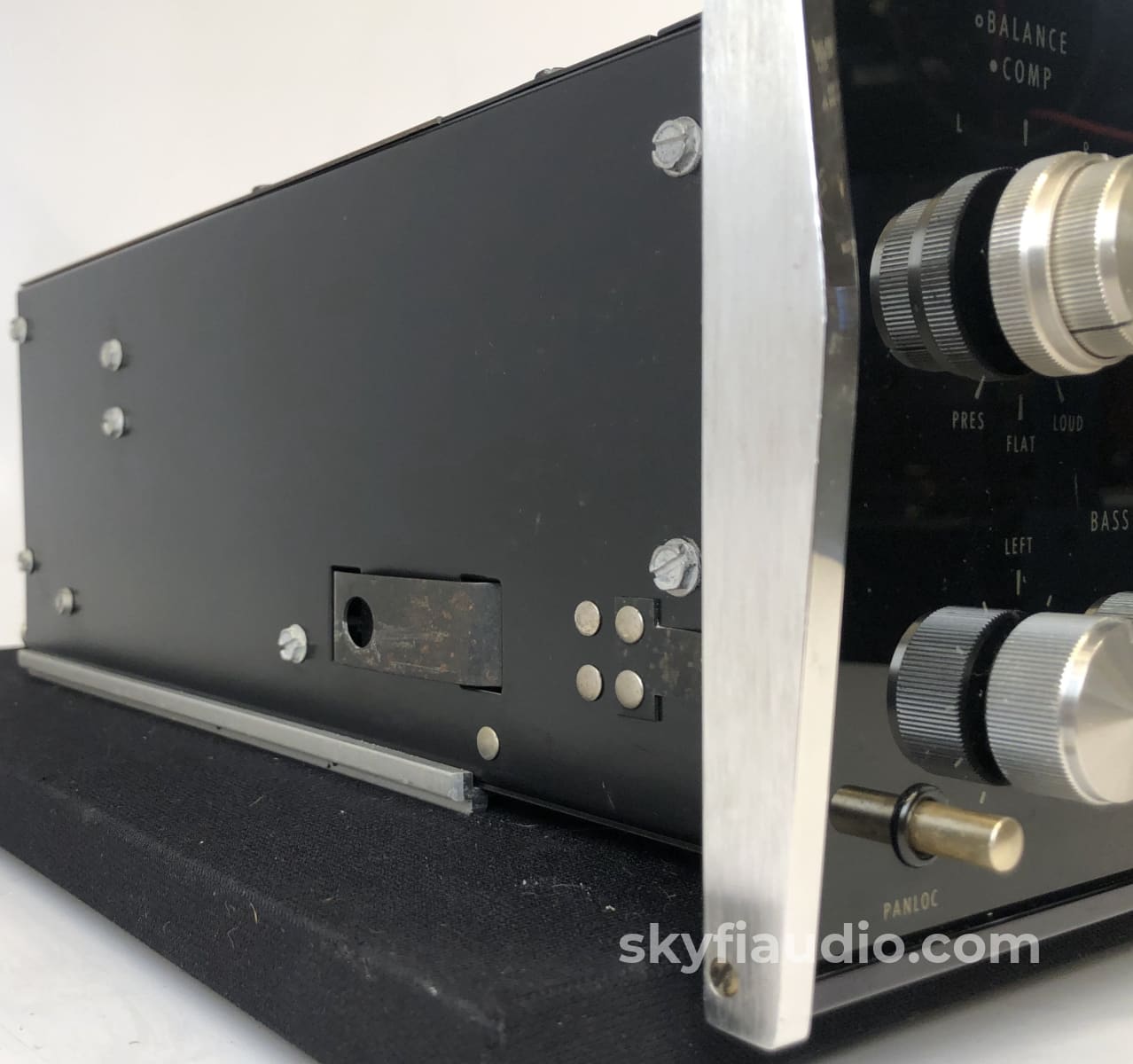 Mcintosh C28 Preamp - Fully Restored And Near Mint Preamplifier