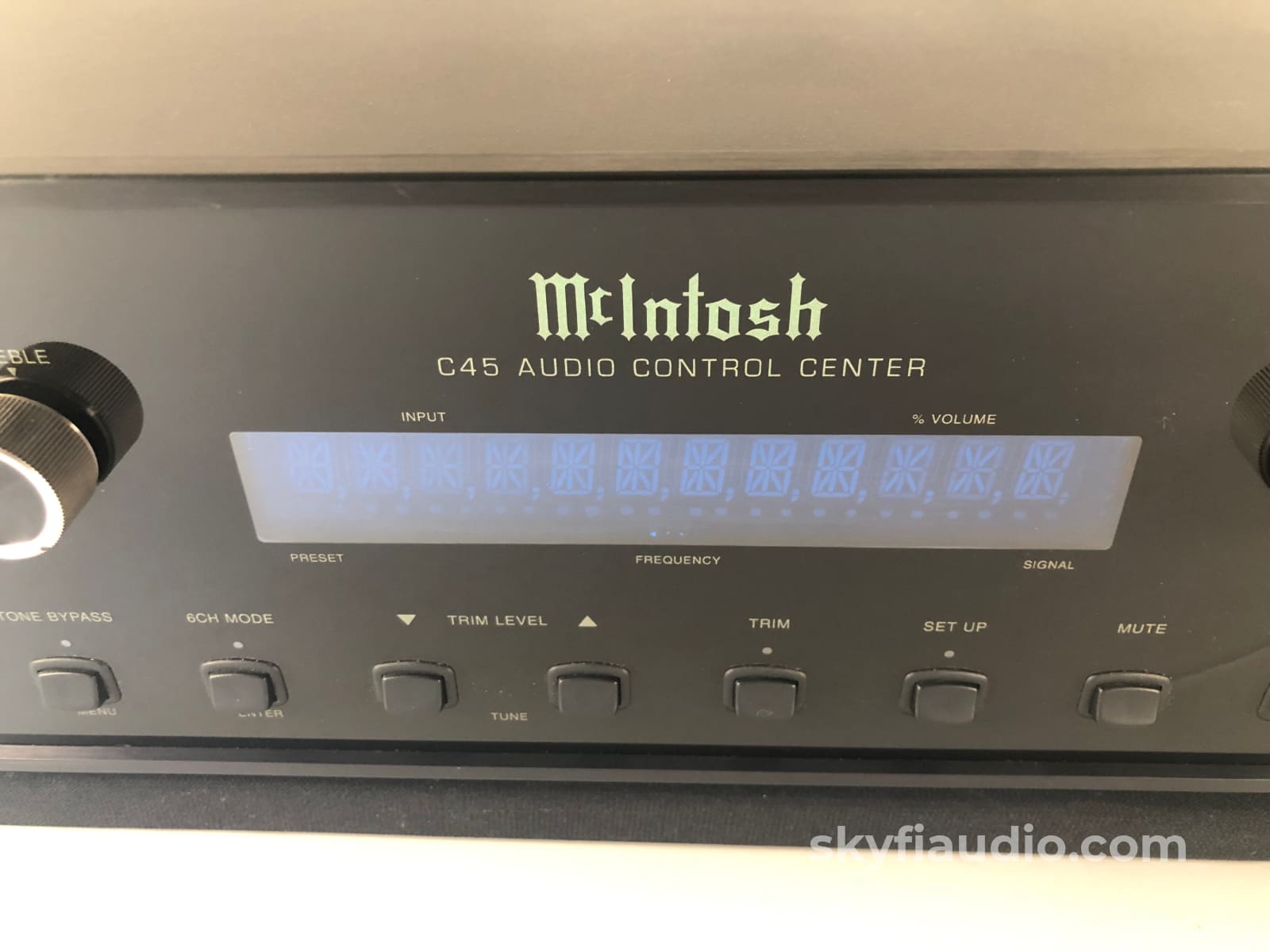 Mcintosh C45 Preamp - All Analog With Phono Input Preamplifier