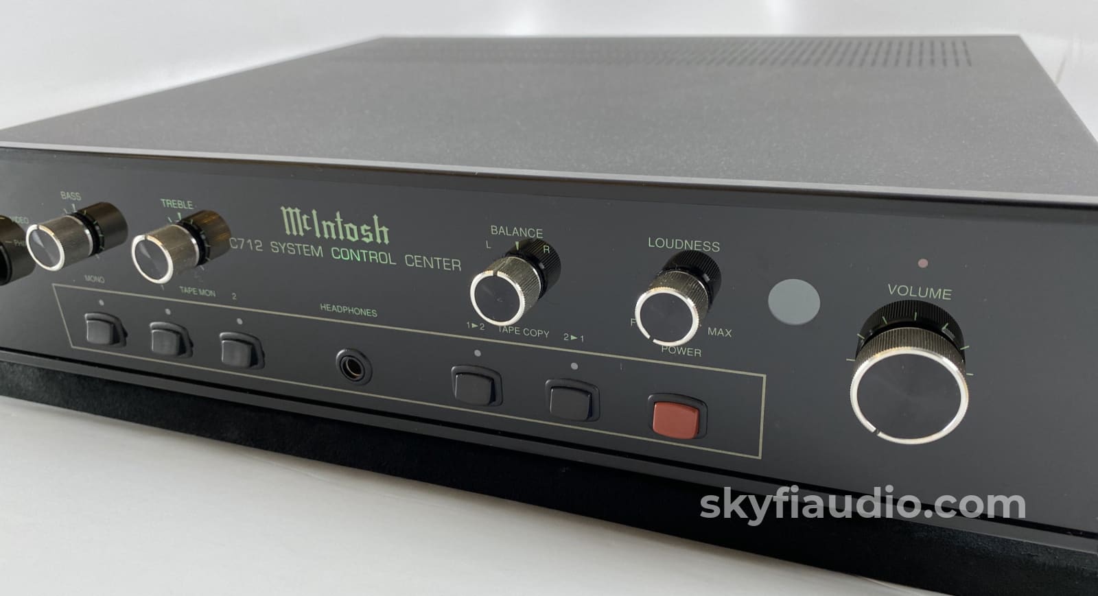 Mcintosh C712 Preamplifier With Original Remote And Phono Input