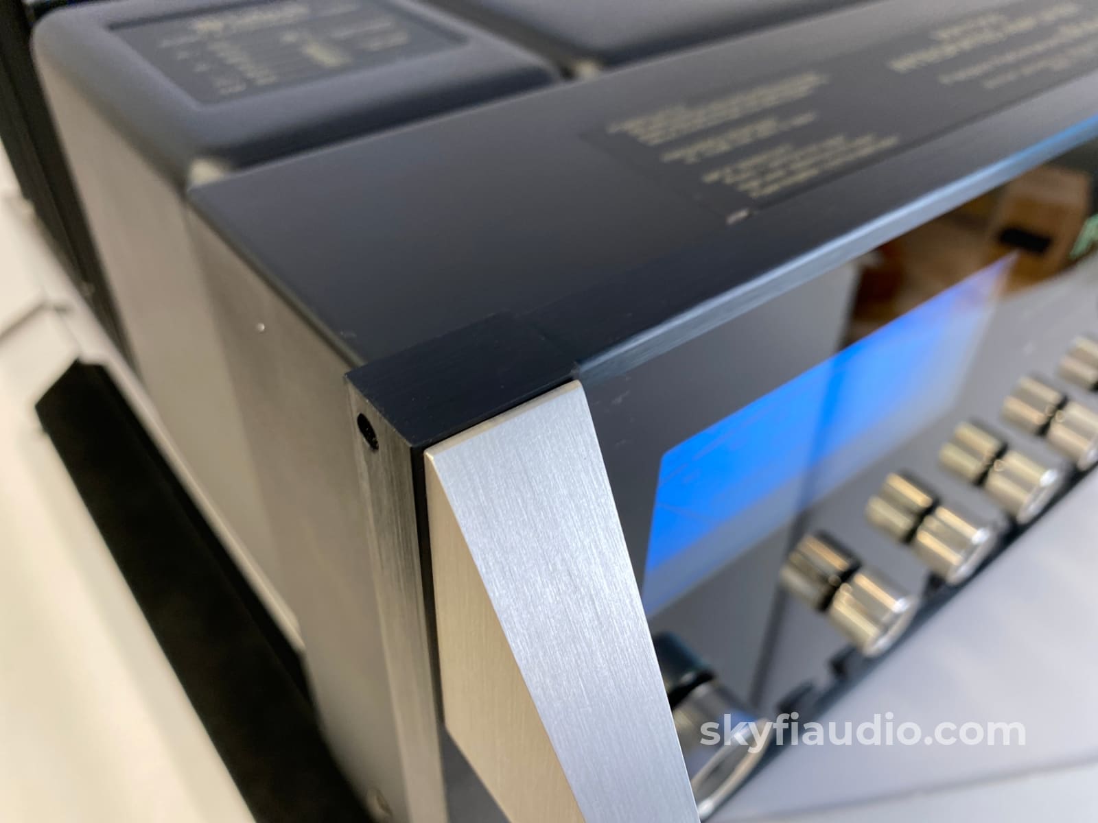 Mcintosh Ma7000 Integrated Amplifier - Big Power And Eq!