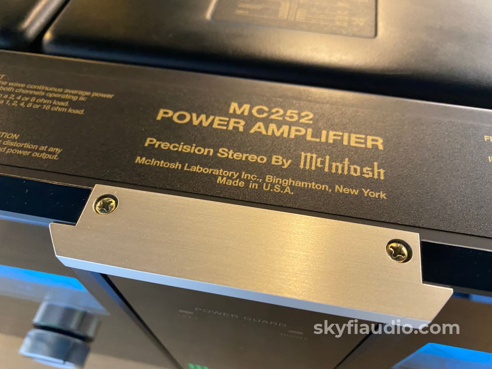 Mcintosh Mc252 Solid State Amplifier With 250Wpc