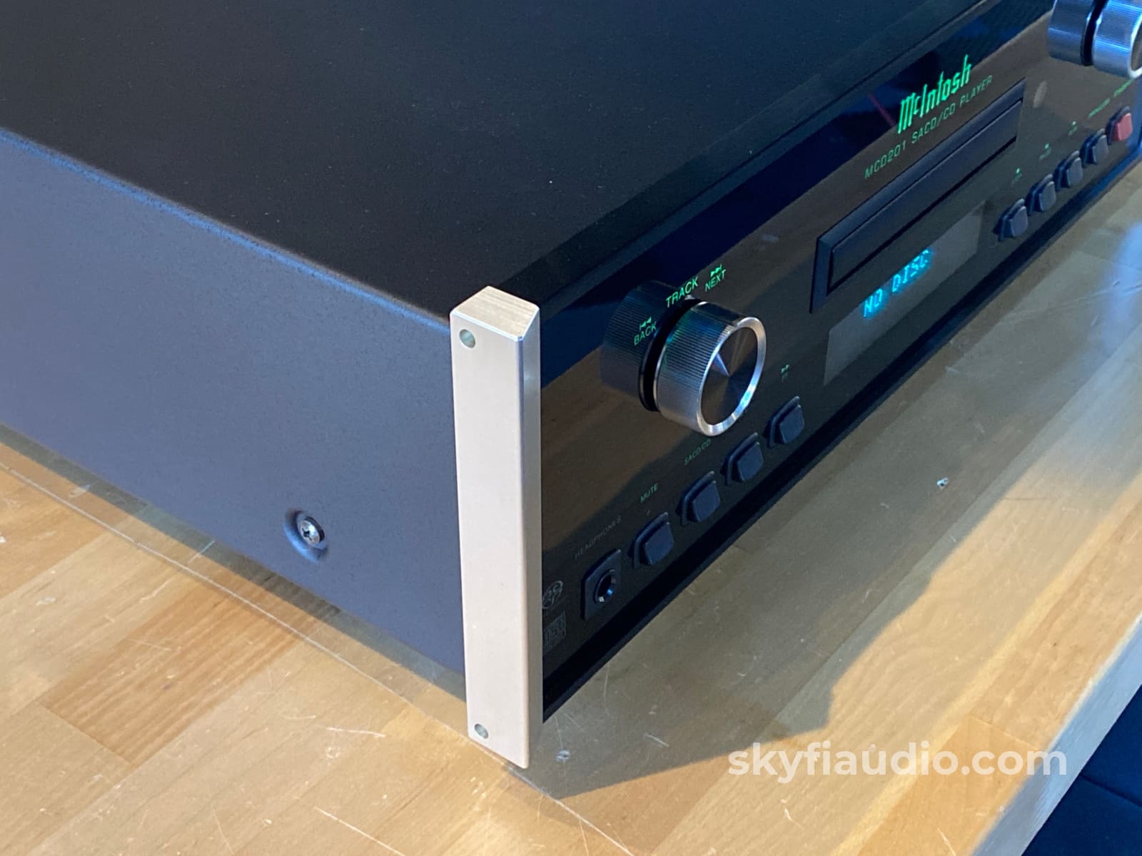 Mcintosh Mcd201 Sacd/Cd Player - Complete Set Near Perfect Cd + Digital